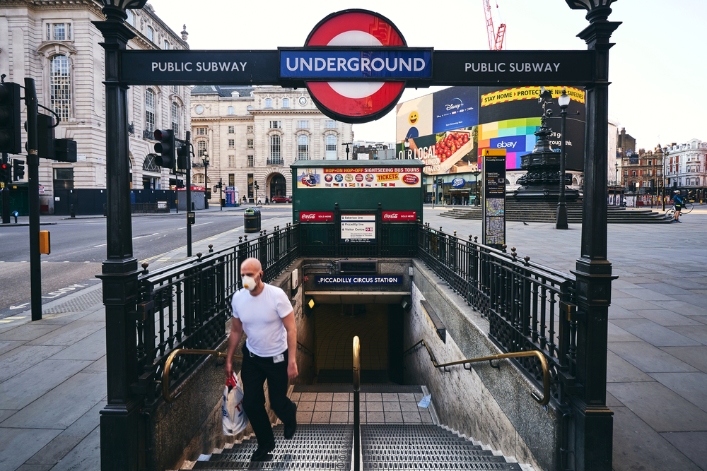 Covid-19, London Underground