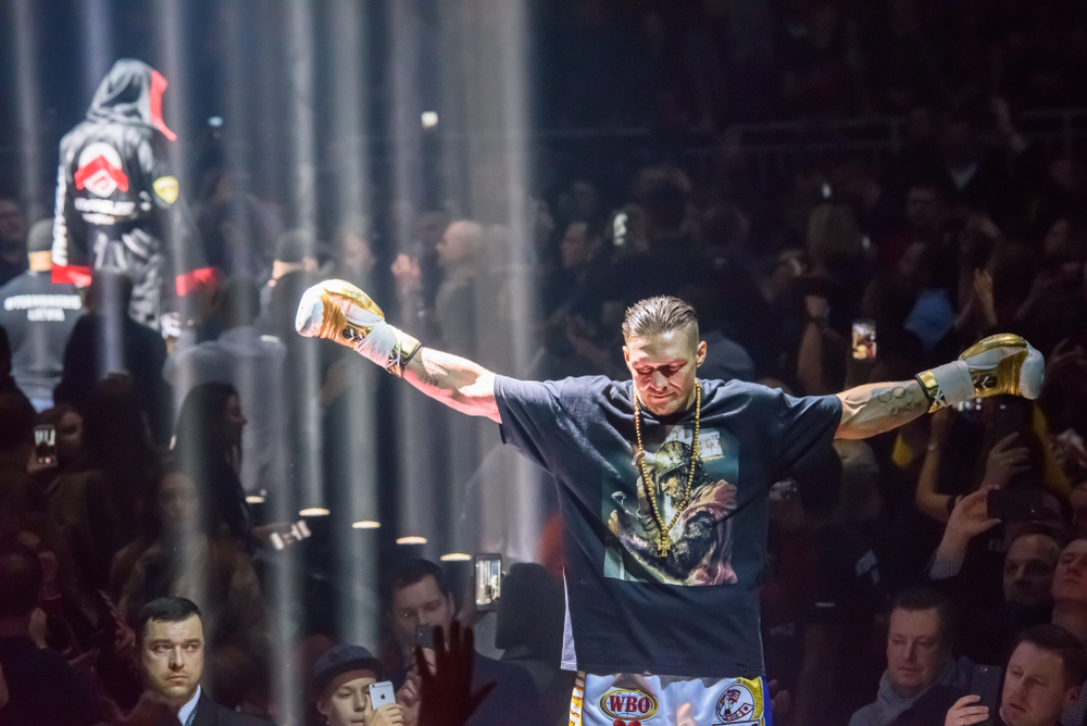 Olesandr Usyk to the Heavyweight Division!