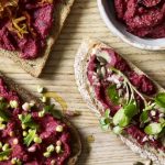 Beetroot hummus