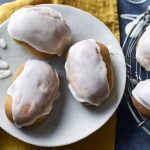 Lemon iced buns