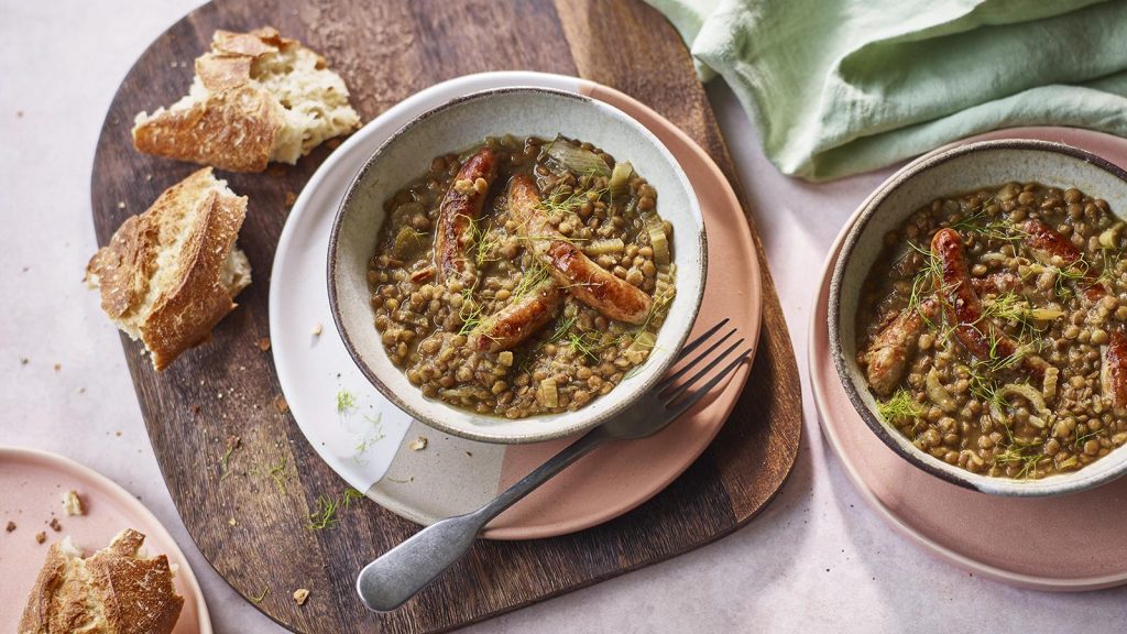 Slow cooker sausage and lentil casserole