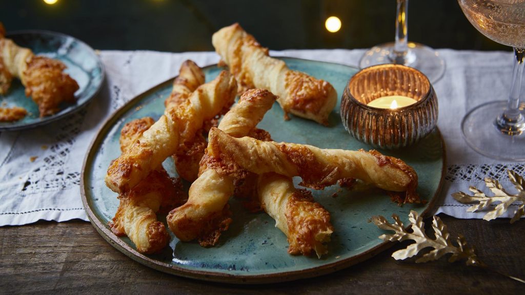 Easy cheese straws