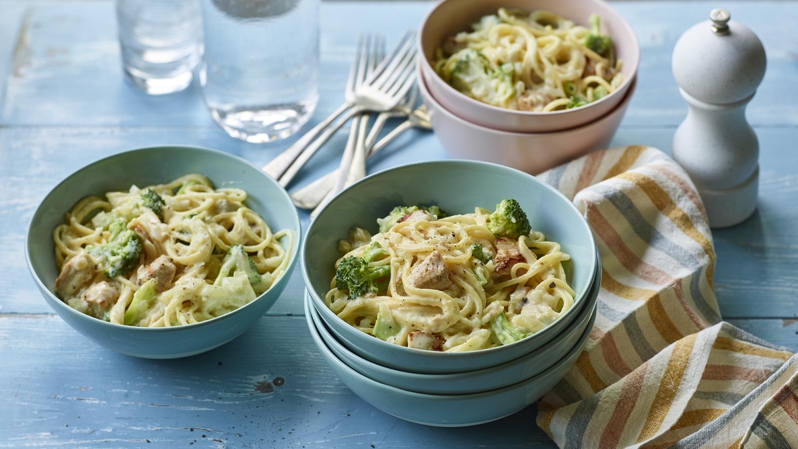 Cheesy turkey and broccoli spaghetti
