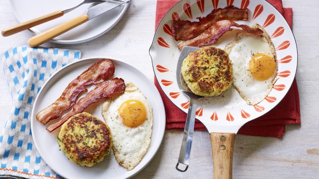 Herby potato cakes with bacon and eggs