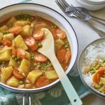 Easy veggie massaman curry