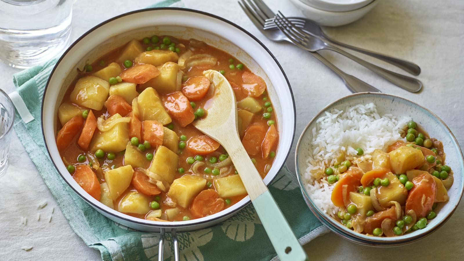 Easy veggie massaman curry