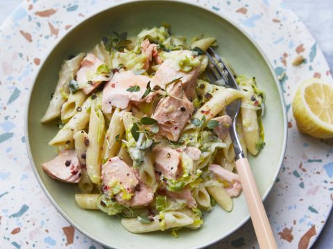 Salmon pasta