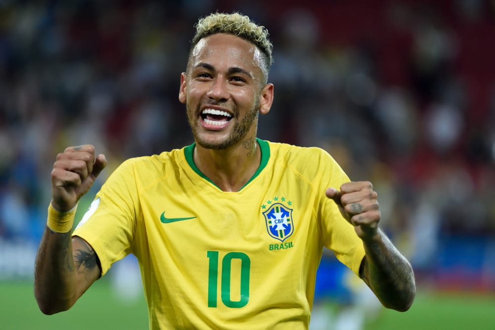 Neymar Hints at Future Move To England!