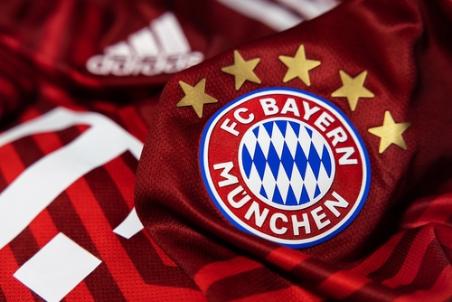 Bayern Munich signed Matthijs de Ligt!