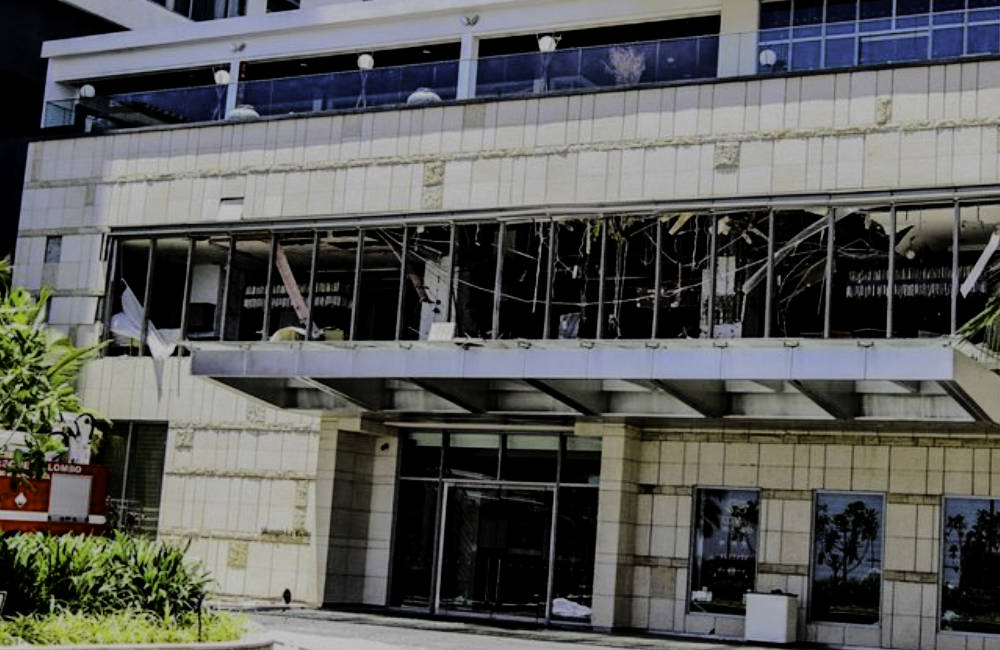 Sri Lanka attacks: police are hunting 140 Isis suspects