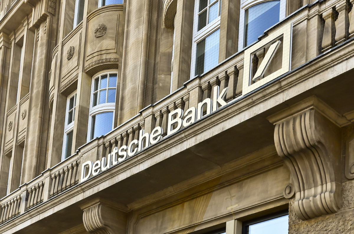 Deutsche Bank Set To Exit Share Dealing