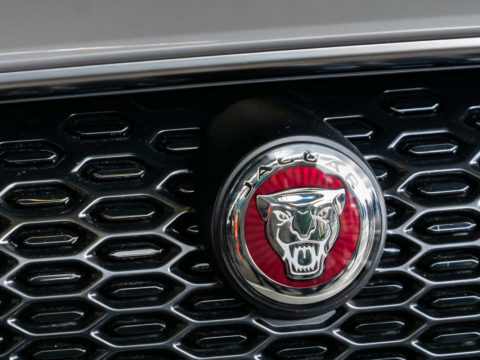Government guarantees a £500m loan for Jaguar Land Rover to develop electric cars