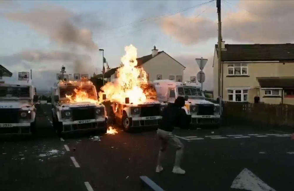 Londonderry bomb was an attempt to kill police officers