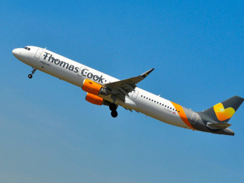 Thomas Cook collapses as rescue talks fail