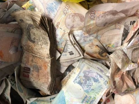 £20,000 Found In Scrap Yard Safe Goes To Charity