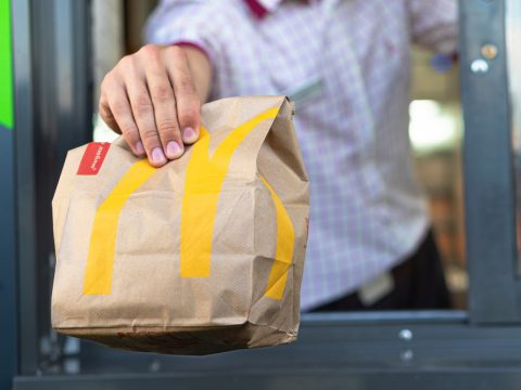 McDonald’s to Start Delivery Reopening!