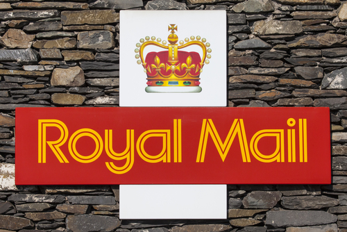 Royal Mail Workers Begin Waves of Christmas Strikes!