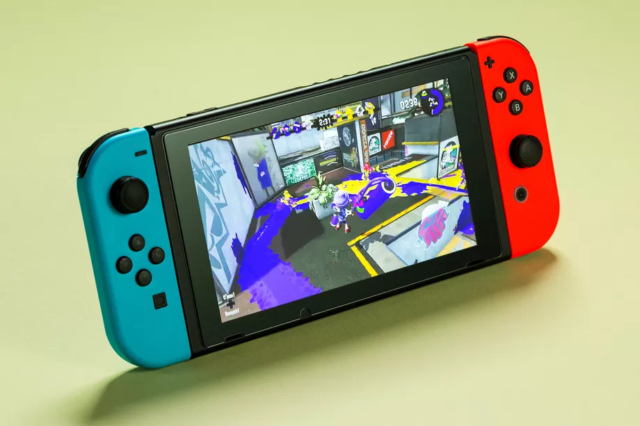 Nintendo Planning To Release A Smaller, Cheaper Switch