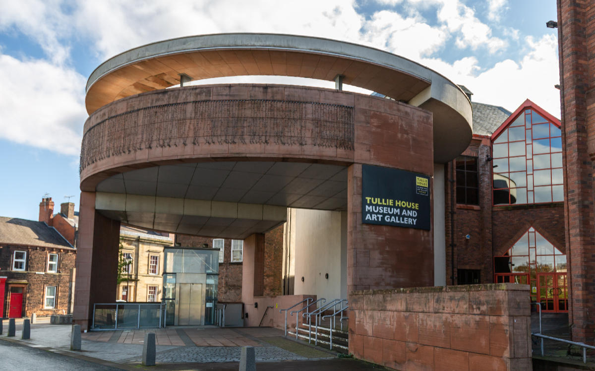 Tullie House Museum & Art Gallery Image: Go All The Way/Shutterstock.com the tullie house Museum and Art Gallery in Carlisle